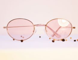 różowe Najmodniejsze okulary przeciwsłoneczne 2022